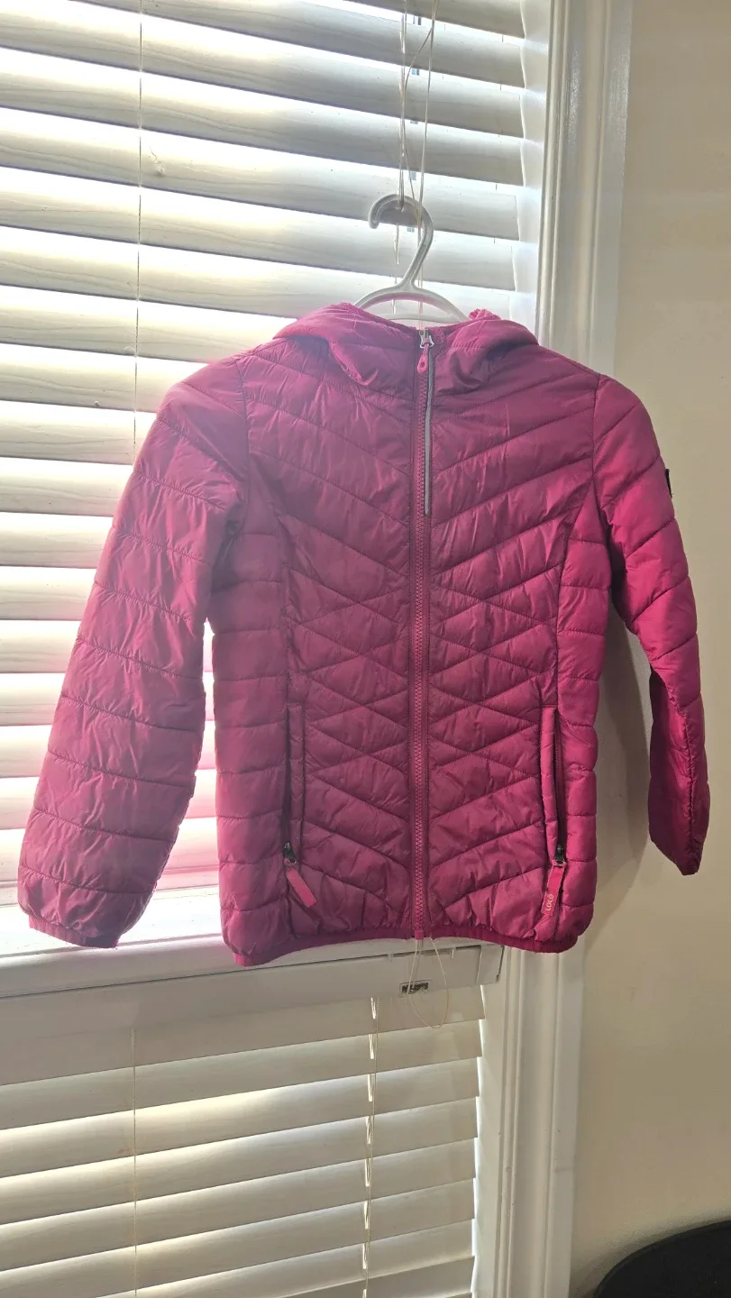 Lolë Girls' Magenta Puffer Jacket, Size M