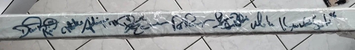 Toronto Maple Leafs Autographed Hockey Stick image indicator(4)