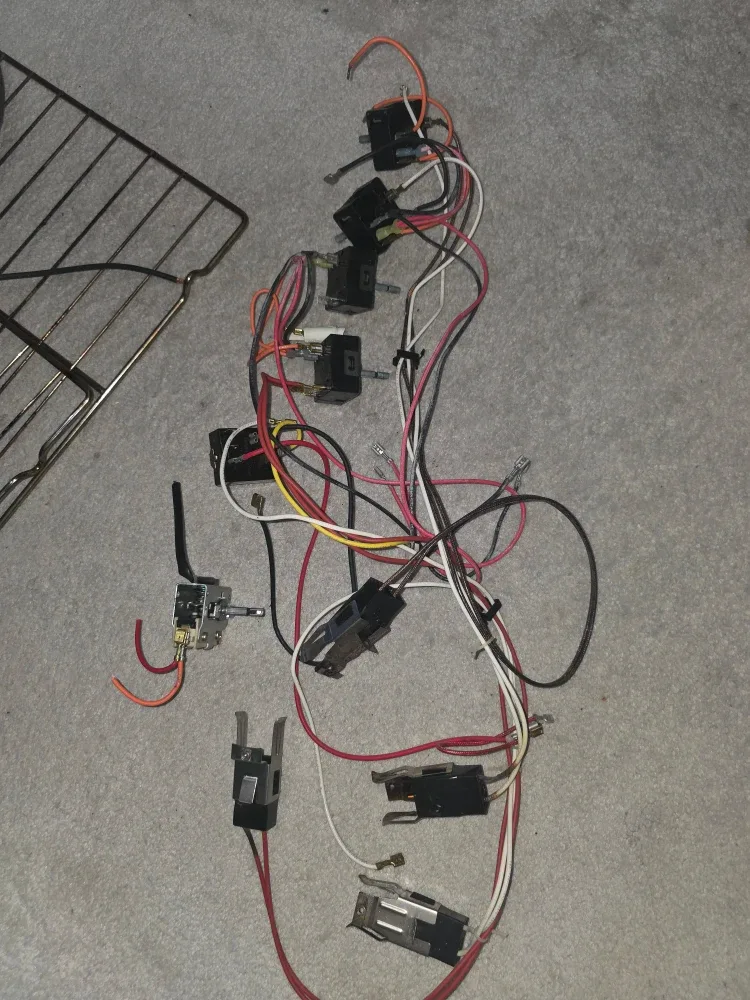 Assorted stove Parts image indicator(4)