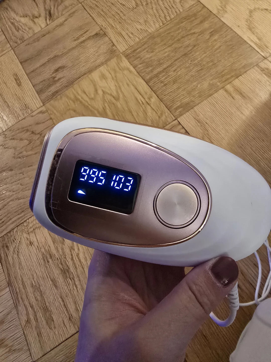 Home IPL & High frequency kit for FREE! - photo 3