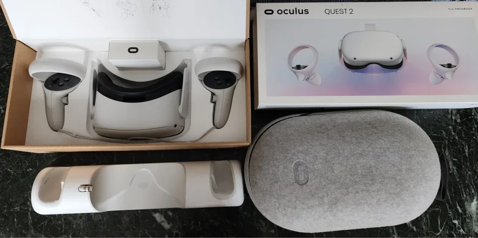 Oculus Meta Quest 2 VR Headset with Box