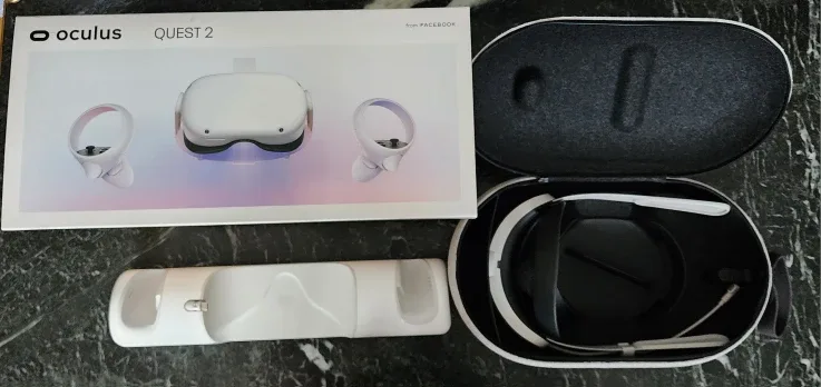 Oculus Meta Quest 2 VR Headset with Box image indicator(2)
