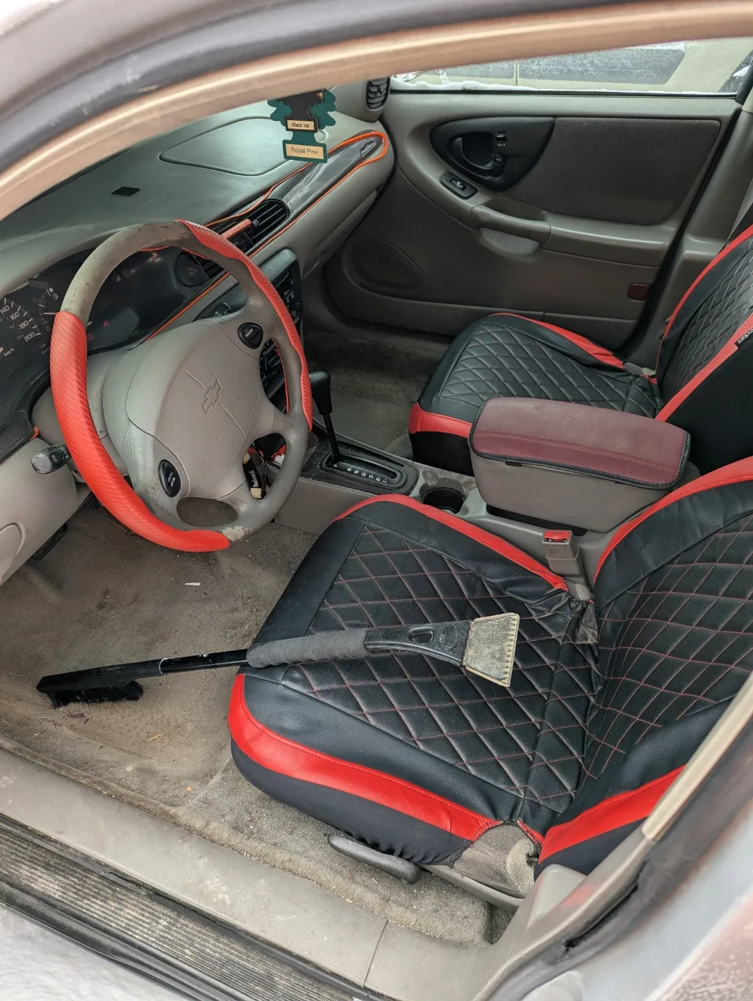 Chevrolet Malibu Sedan - Silver