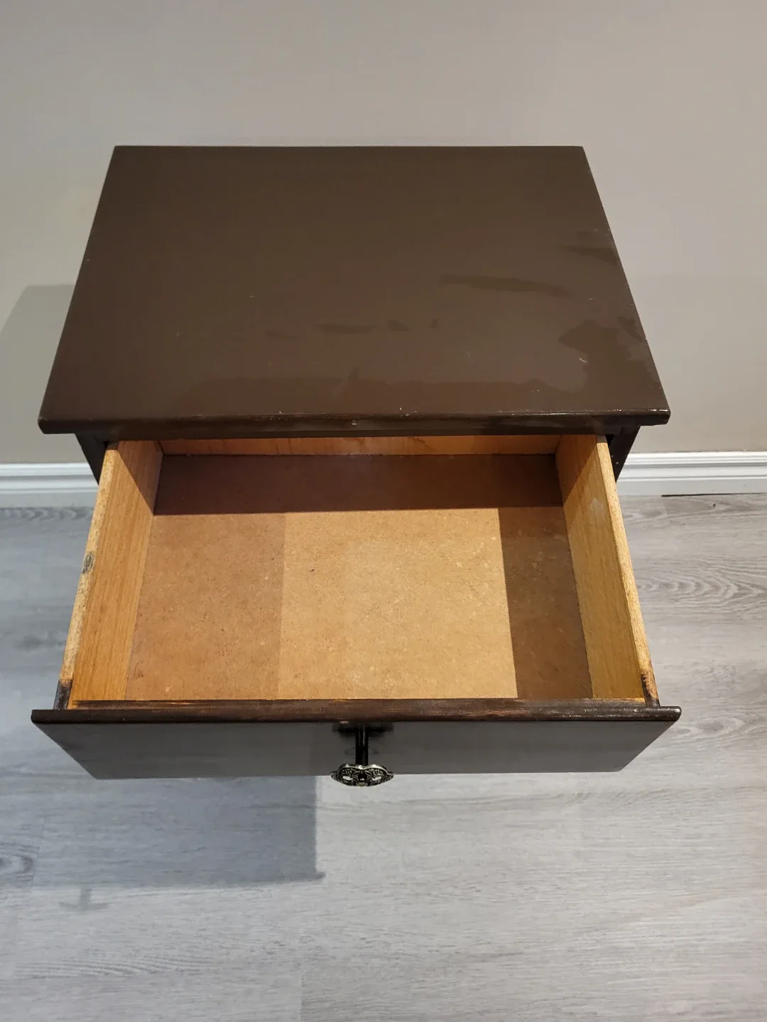 Brown Wood Nightstand with Drawer image indicator(4)