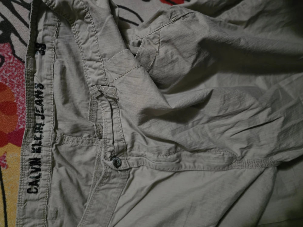 Calvin Klein Jeans Cargo Shorts - Size 38 100%Cotton - photo 4