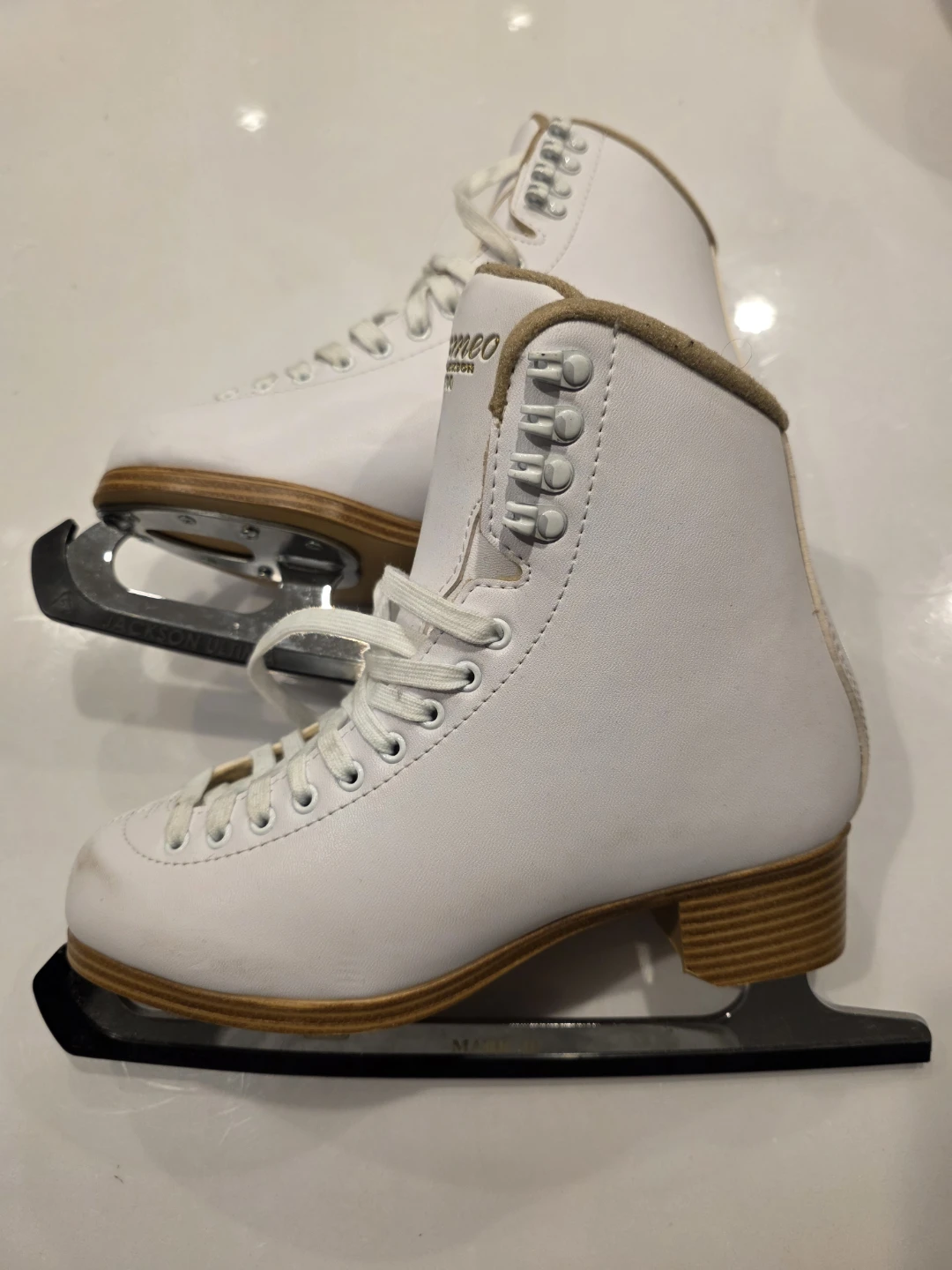 Jackson Cameo 500 Ice Skates - Size 7