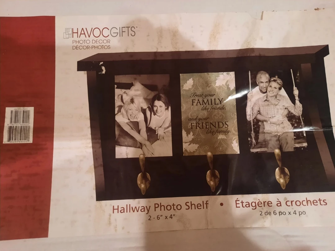 Hallway Photo Shelf (New)