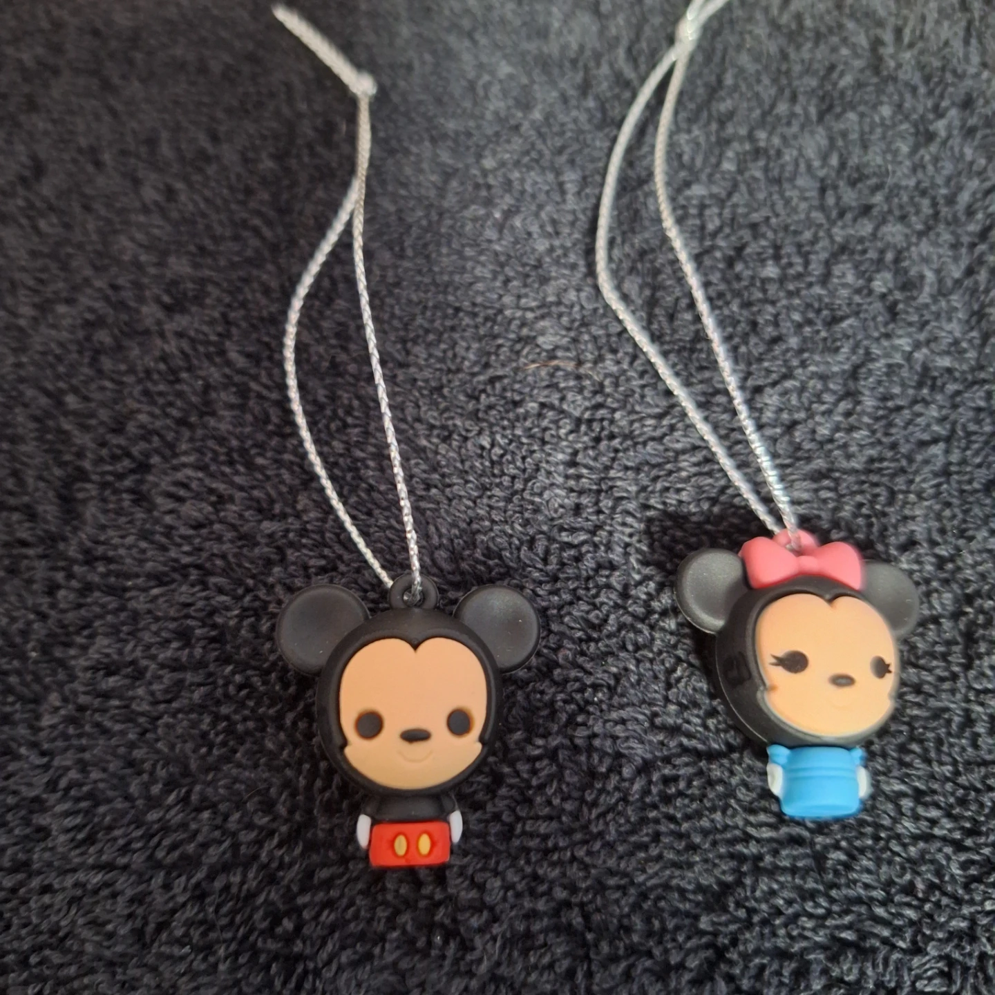 Holiday Gift Basket with Disney Mugs & Treats - photo 5