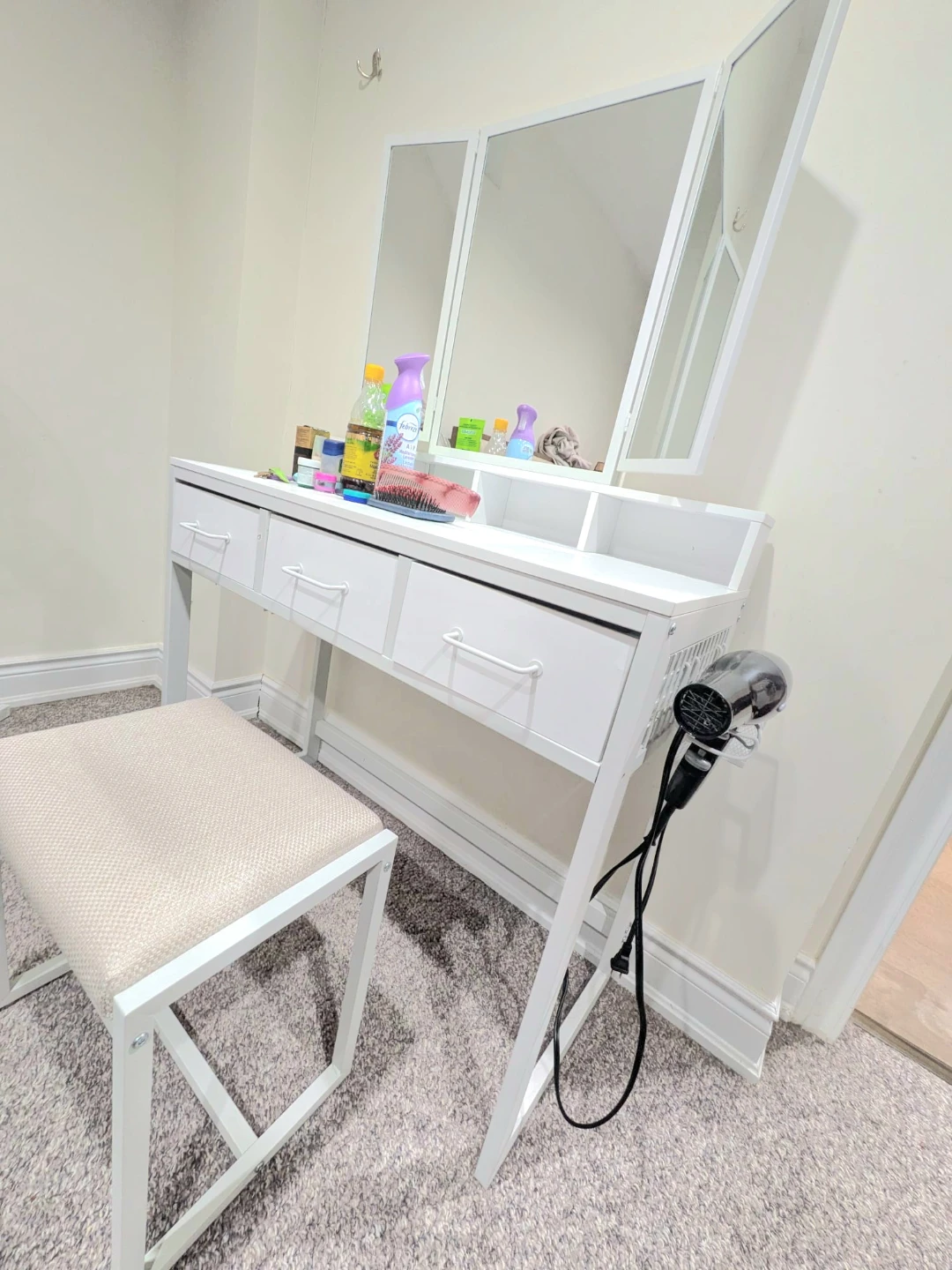 White Dresser - photo 4