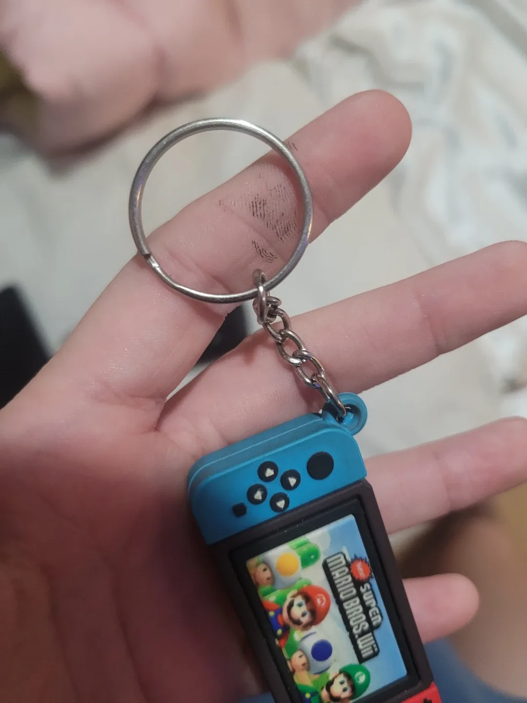 Nintendo Switch Mario Bros. Wii Keychain image indicator(3)