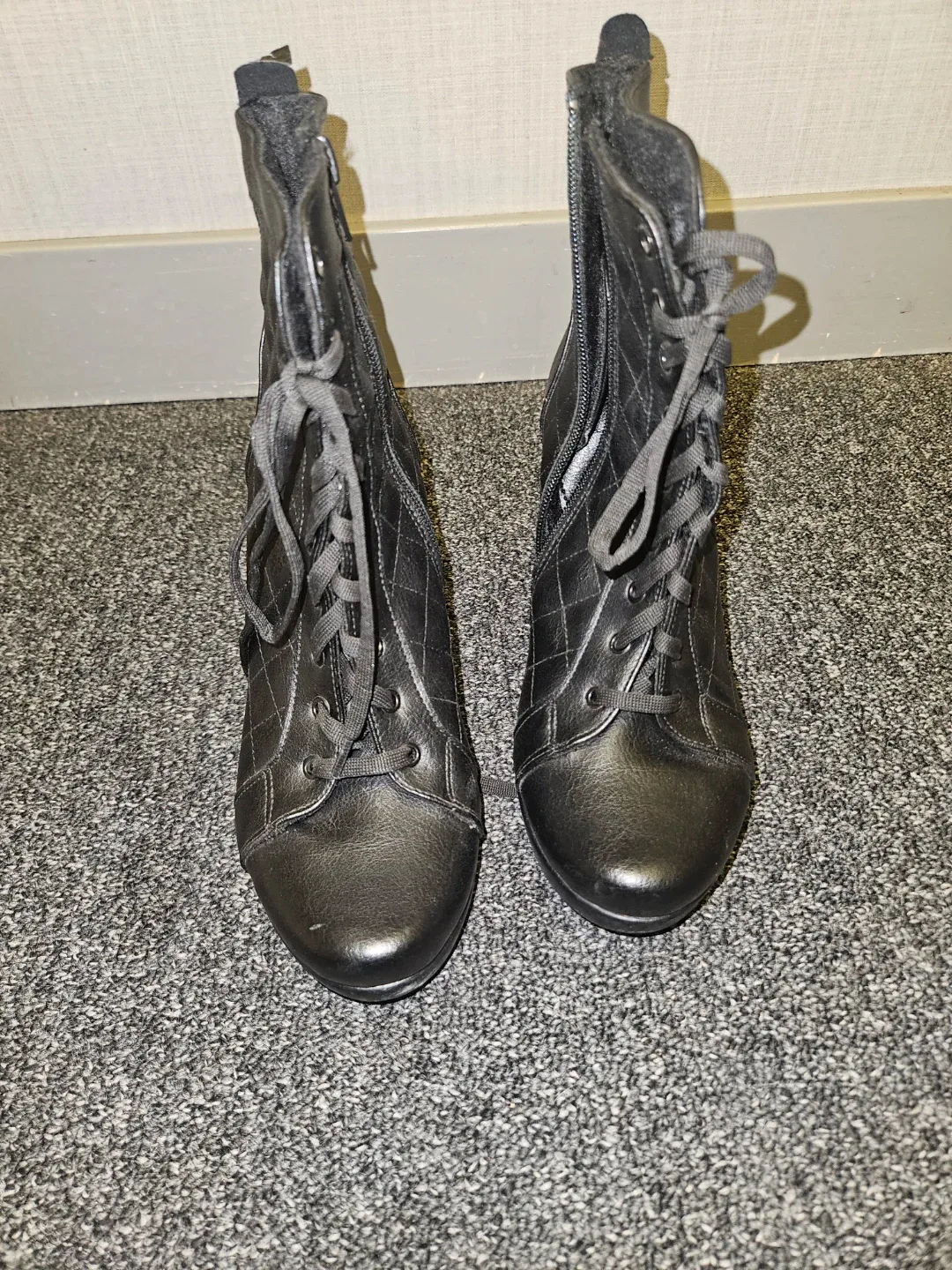 Black Quilted Heeled Ankle Boots image indicator(3)