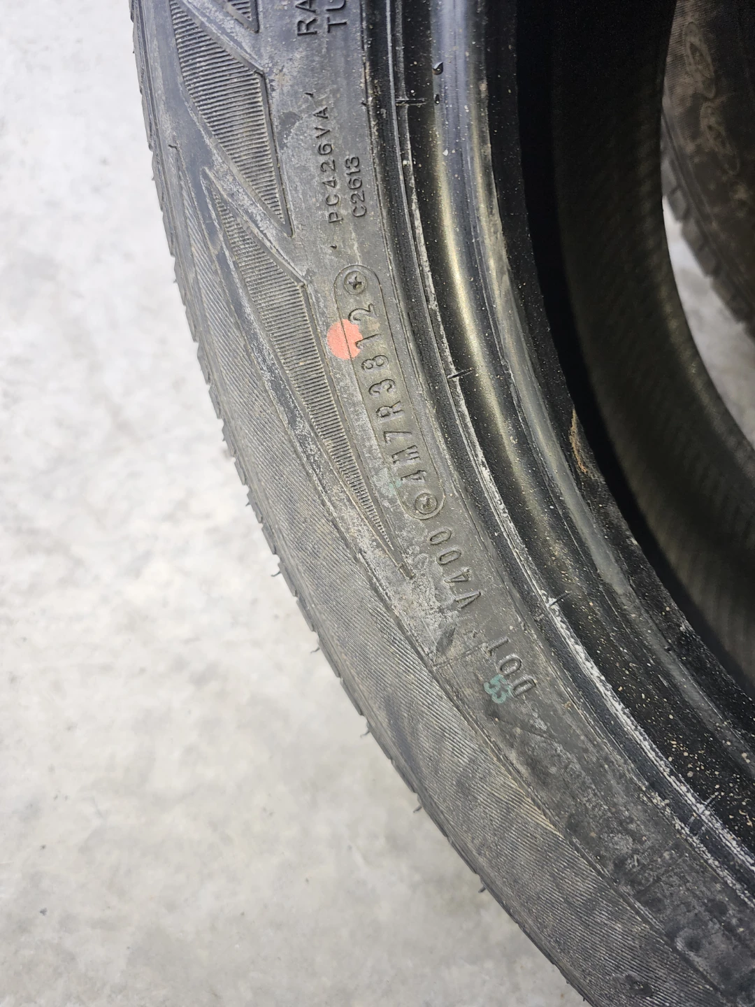 2X225/55/R18 Dunloop sport 7000 as all season tires 2 only - photo 2