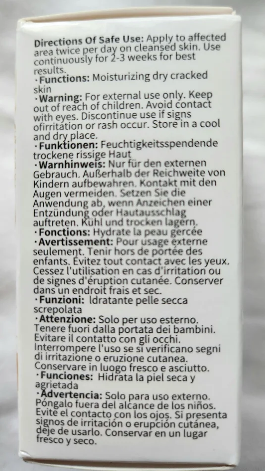 New 60% Urea Cream roll up moisturizers image indicator(3)