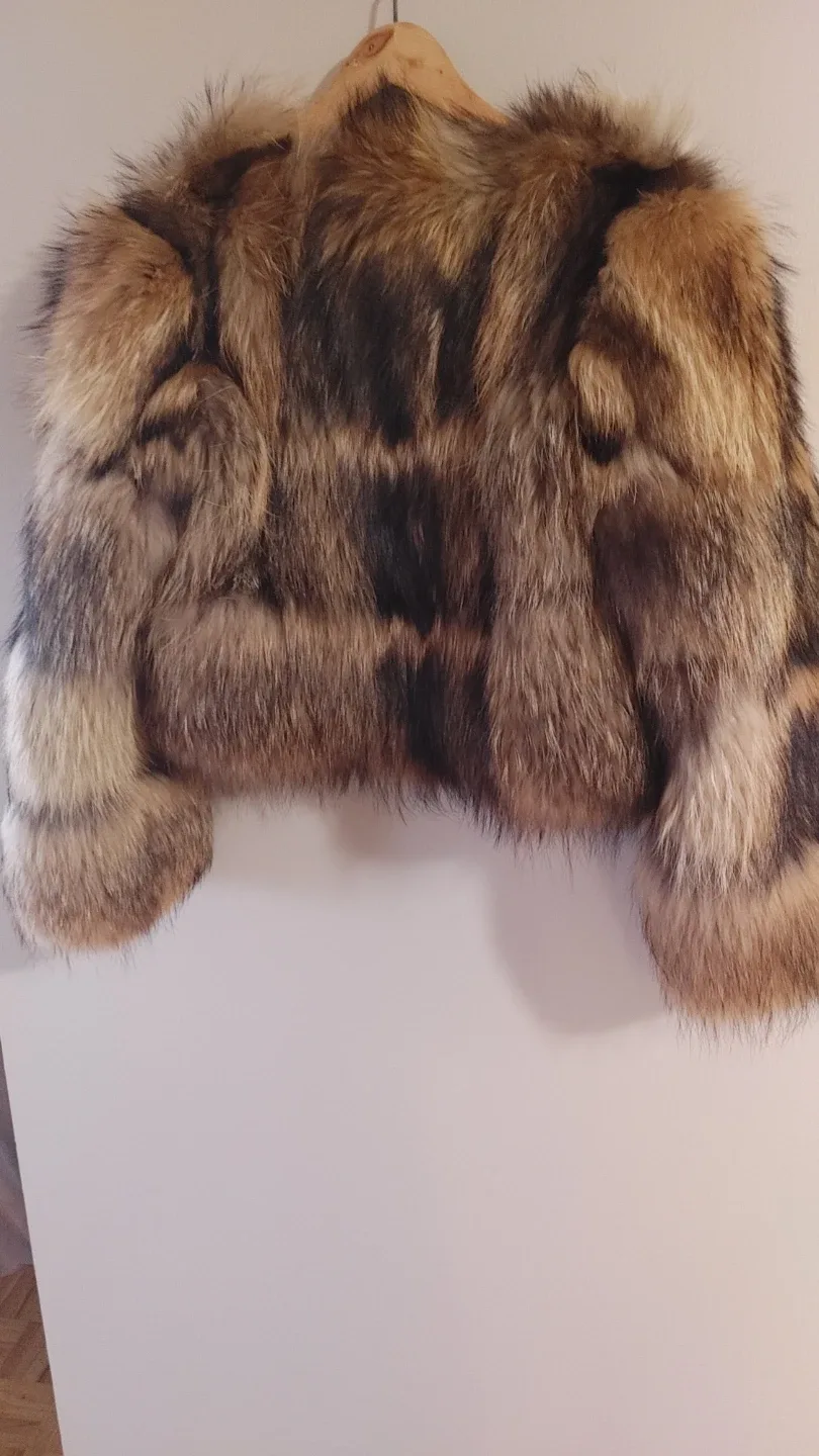 Real Raccoon Fur Jacket Size M image indicator(5)