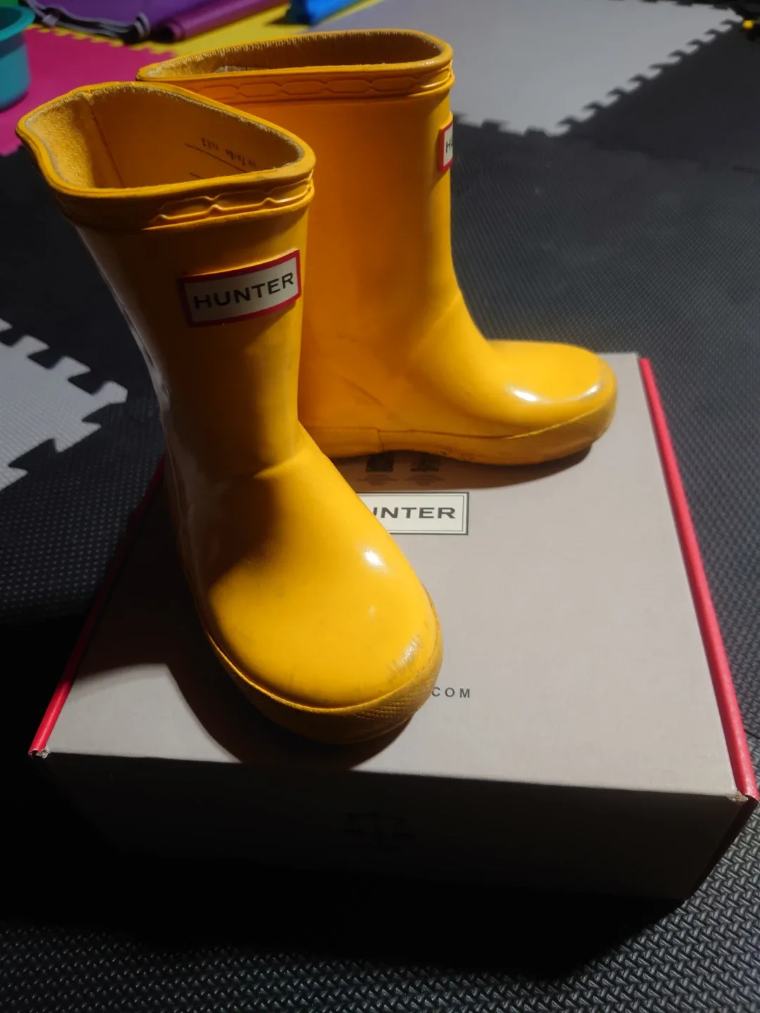Hunter Kids First Classic Rain Boots - Size 6 - Yellow