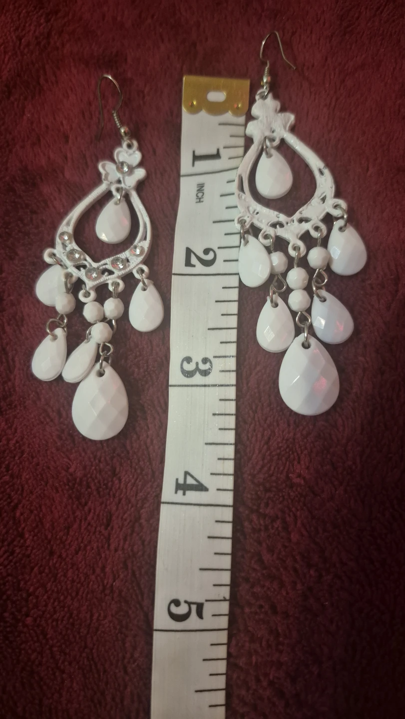 White Dangle Earrings - photo 3