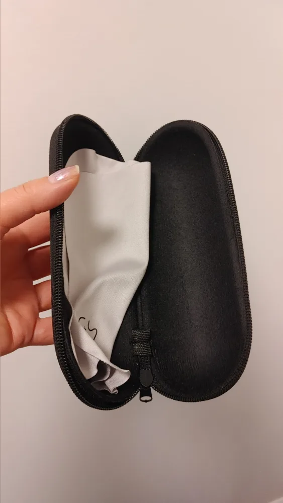 Sunglasses Case - Black image indicator(3)