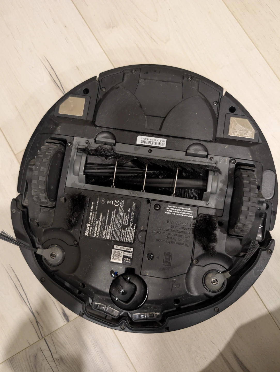 Shark IQ Robot Vacuum with Self-Empty Base - photo 5