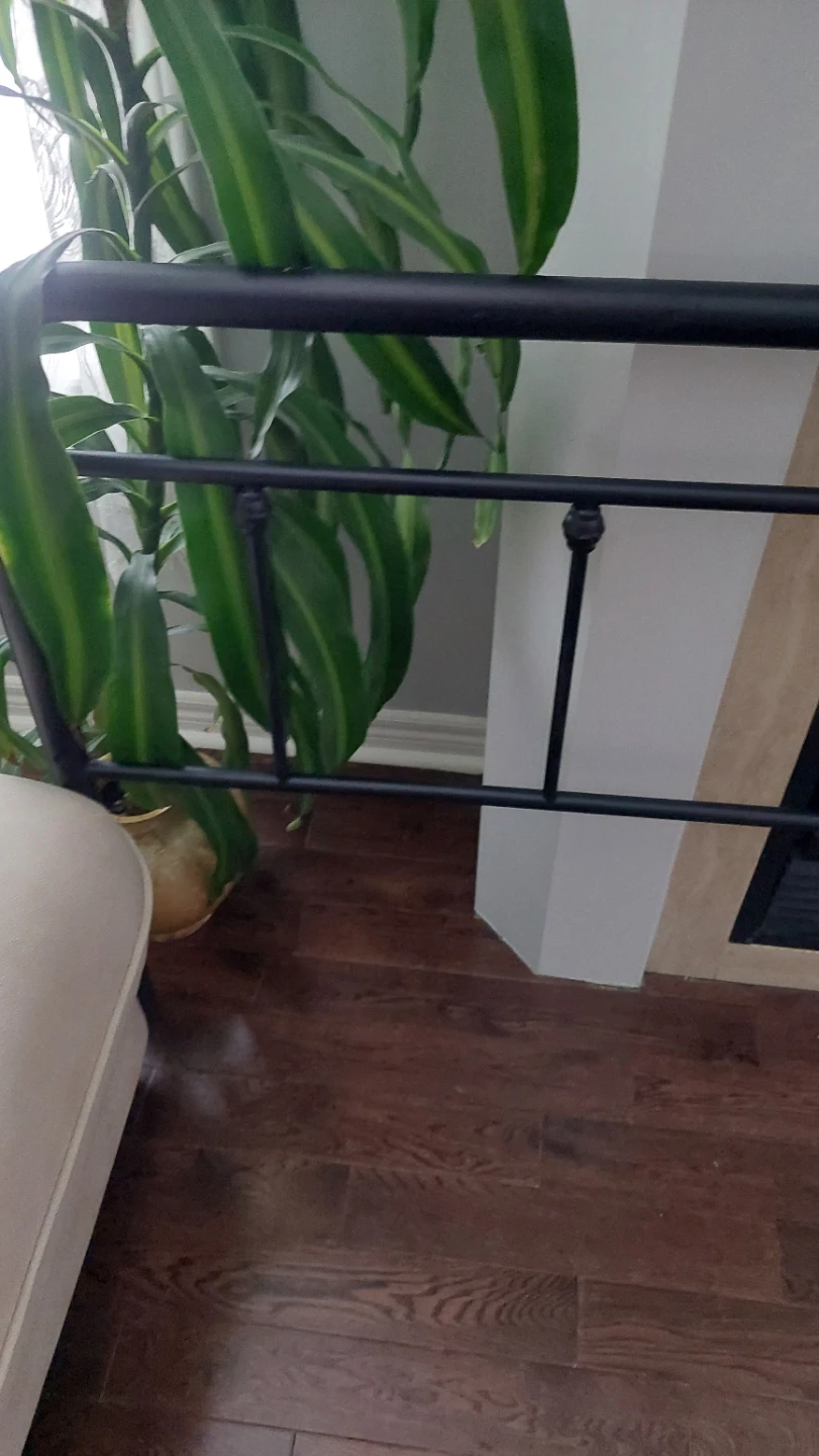 Black Metal Headboard - photo 2