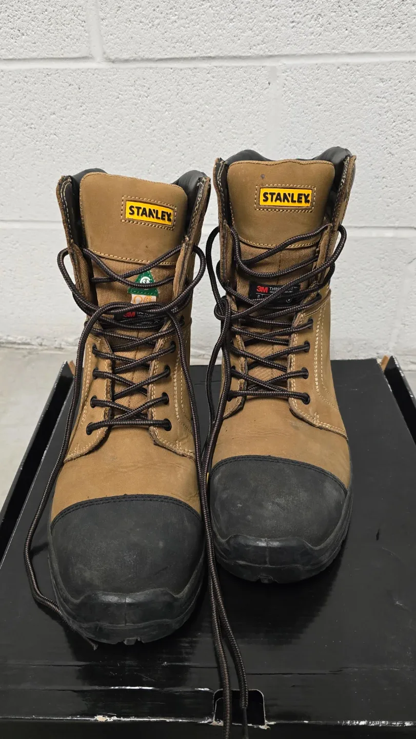 Stanley Men's 8" Safety Boots, Size 12, Brown