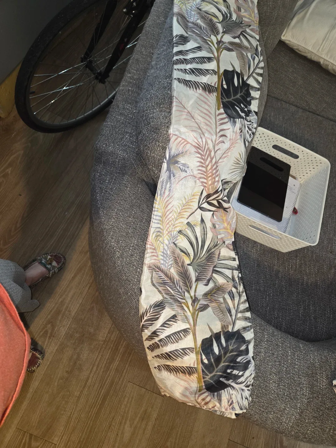 #Cleanout Floral Print drapes image indicator(2)