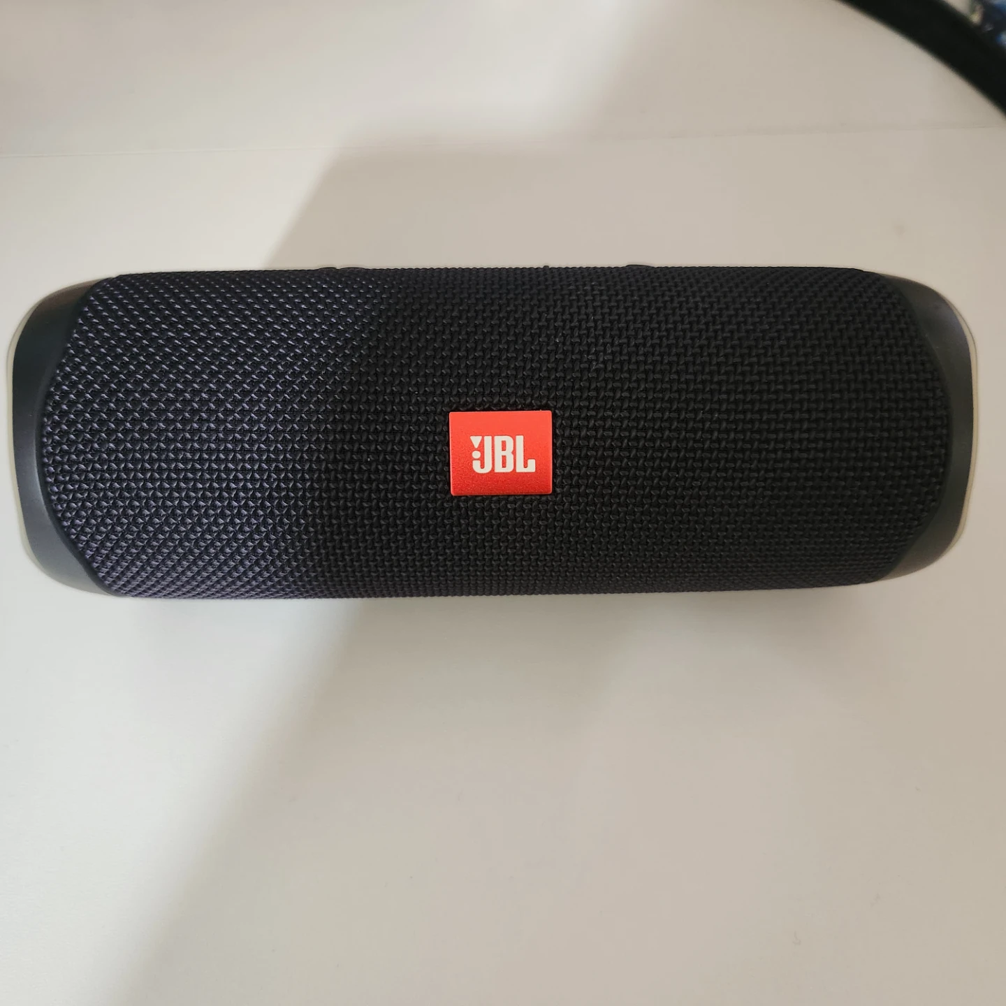 JBL Flip 5 Black Portable Bluetooth Speaker