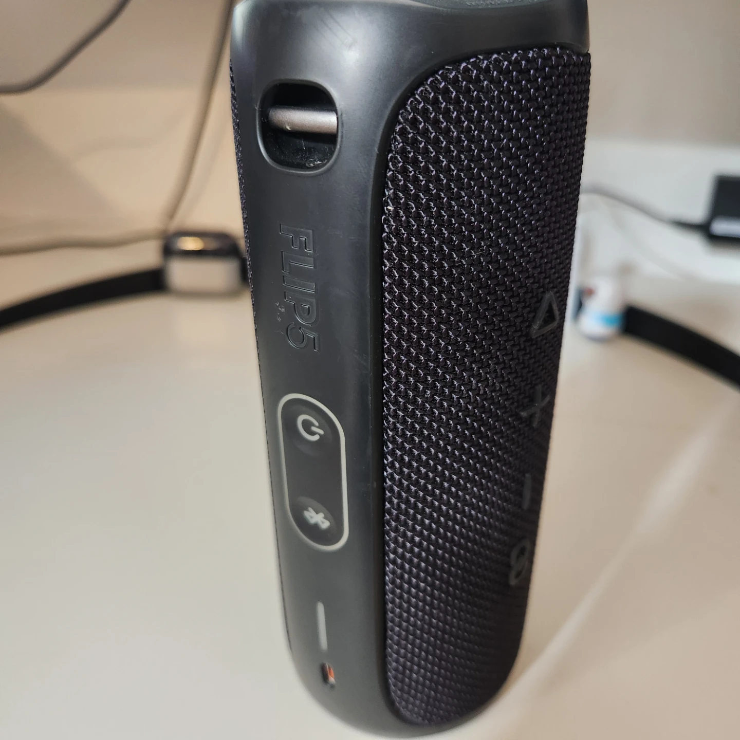 JBL Flip 5 Black Portable Bluetooth Speaker - photo 3