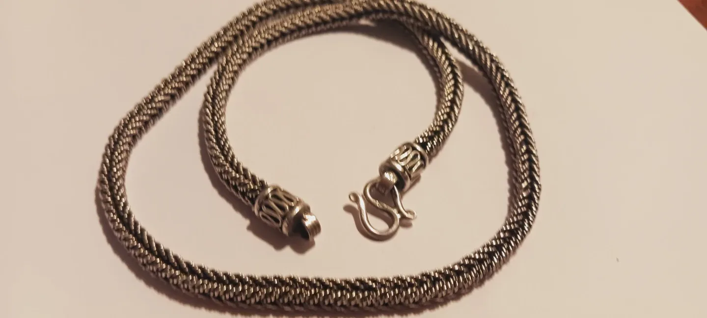 Sterling Silver 925 Very Thick Snake Chain w/Unique Clasp. 19". image indicator(3)