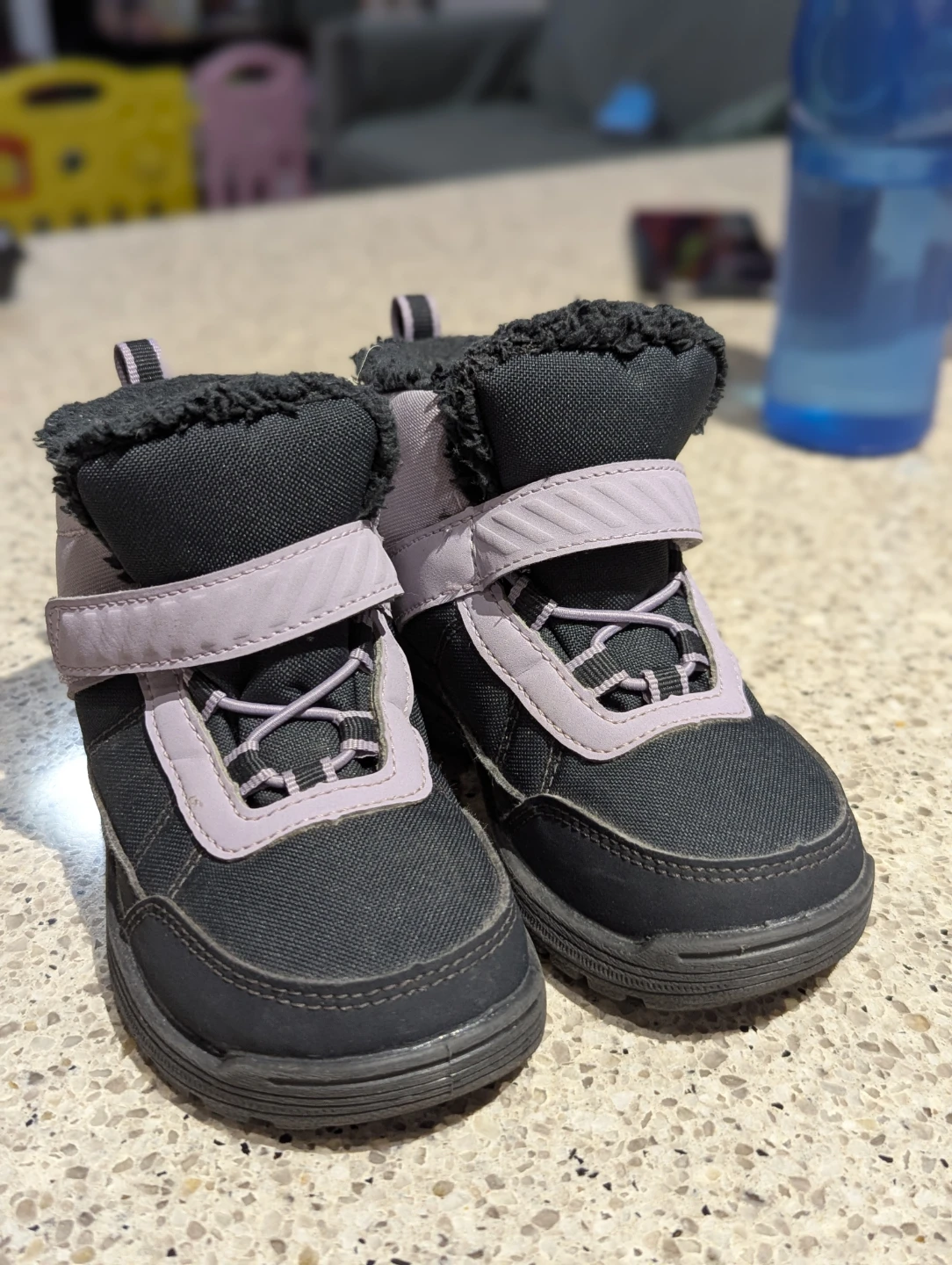 Snow boots for kids