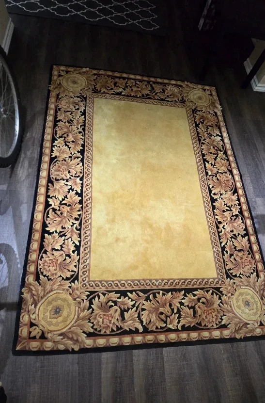 Area Rug - Floral Border image indicator(2)