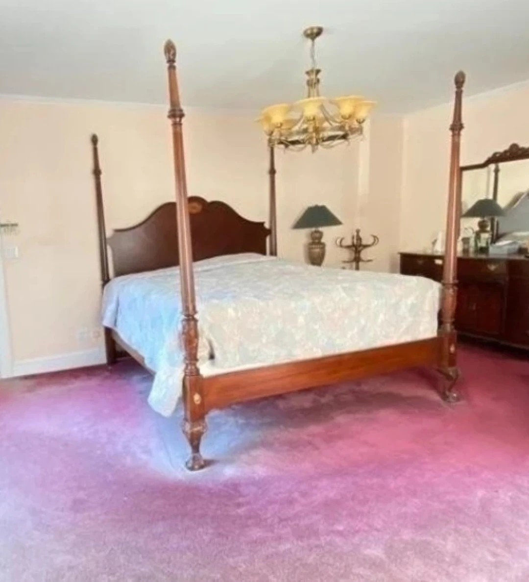 Four-Poster king size Bed Frame