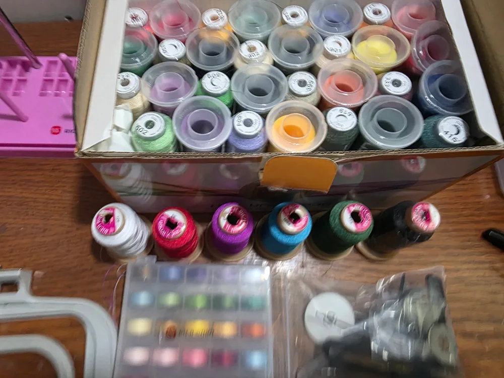 Poolin EOC05 Embroidery Machine image indicator(2)