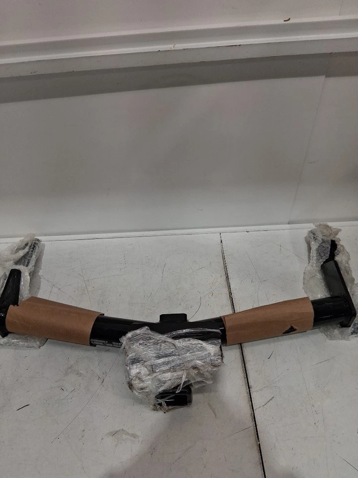 Curt Trailer Hitch- Ford Transit 150, 250, 350, E-Transit - photo 2