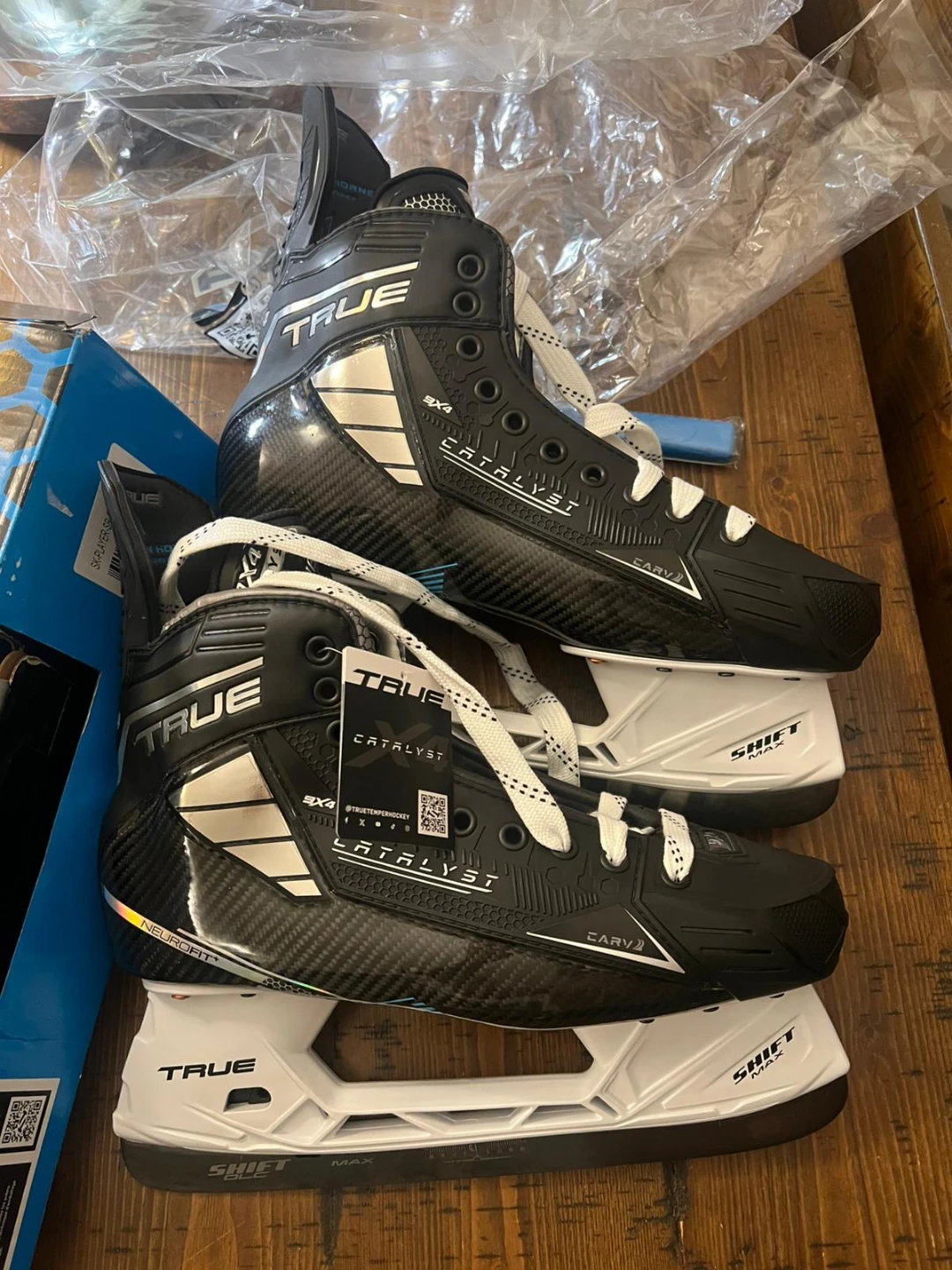 True Catalyst 9X4 Hockey Skates - Size 11.5 - photo 2