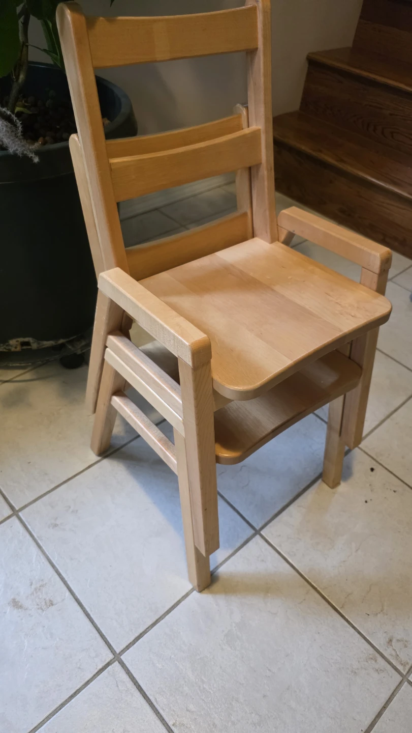 Wooden Child's Chair - Made in Canada - photo 4
