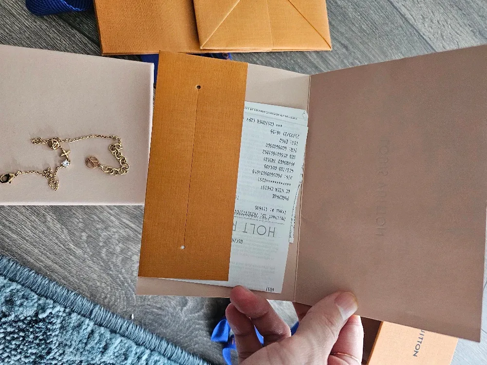 Louis Vuitton Bracelet-Christmas gift image indicator(9)