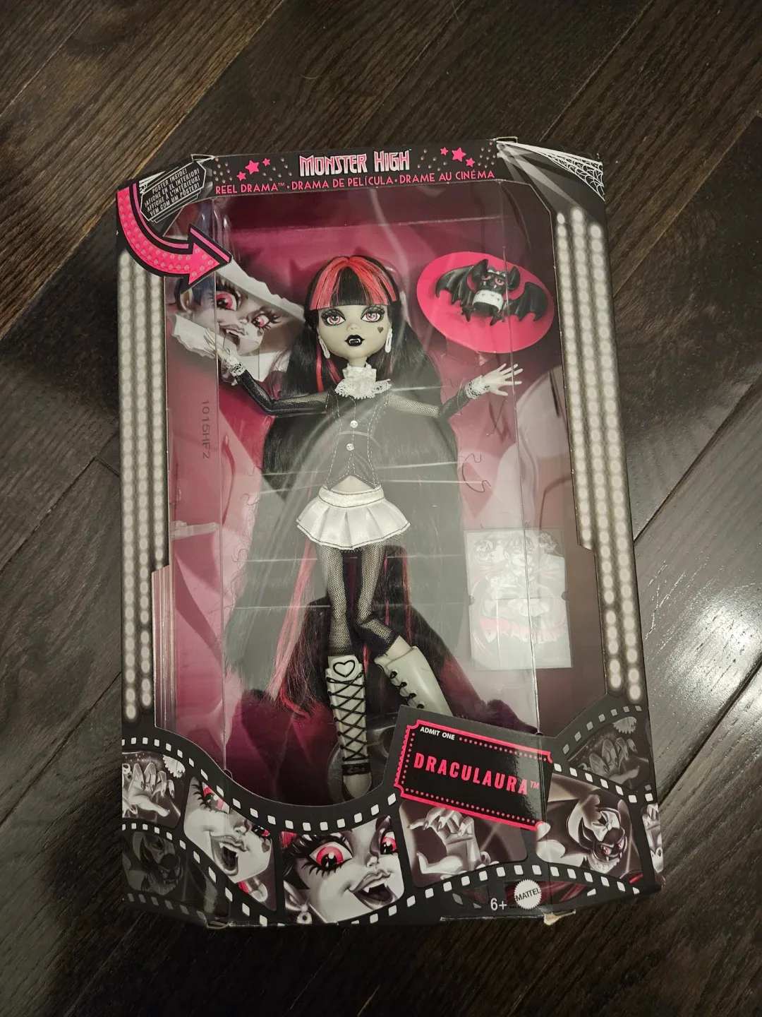 Monster High Draculaura Doll - New in Box!