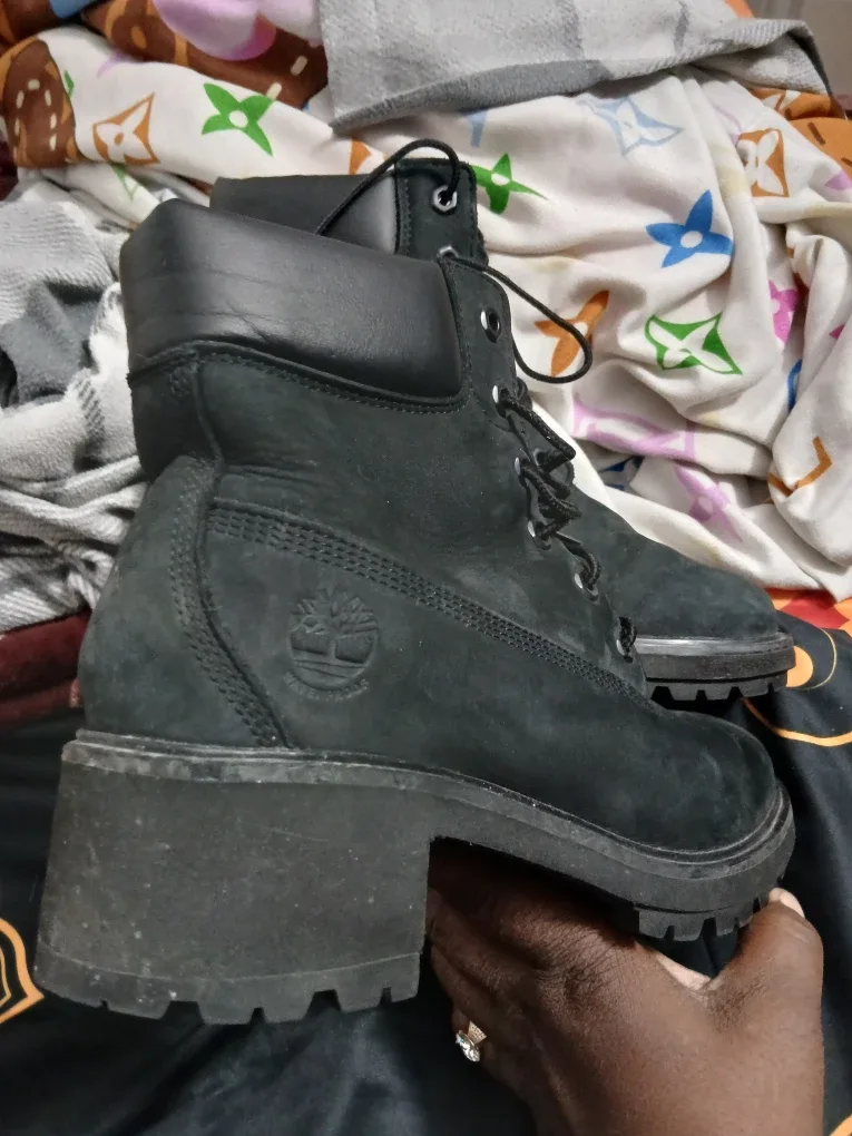 Timberland Black Waterproof Boots - Size 10