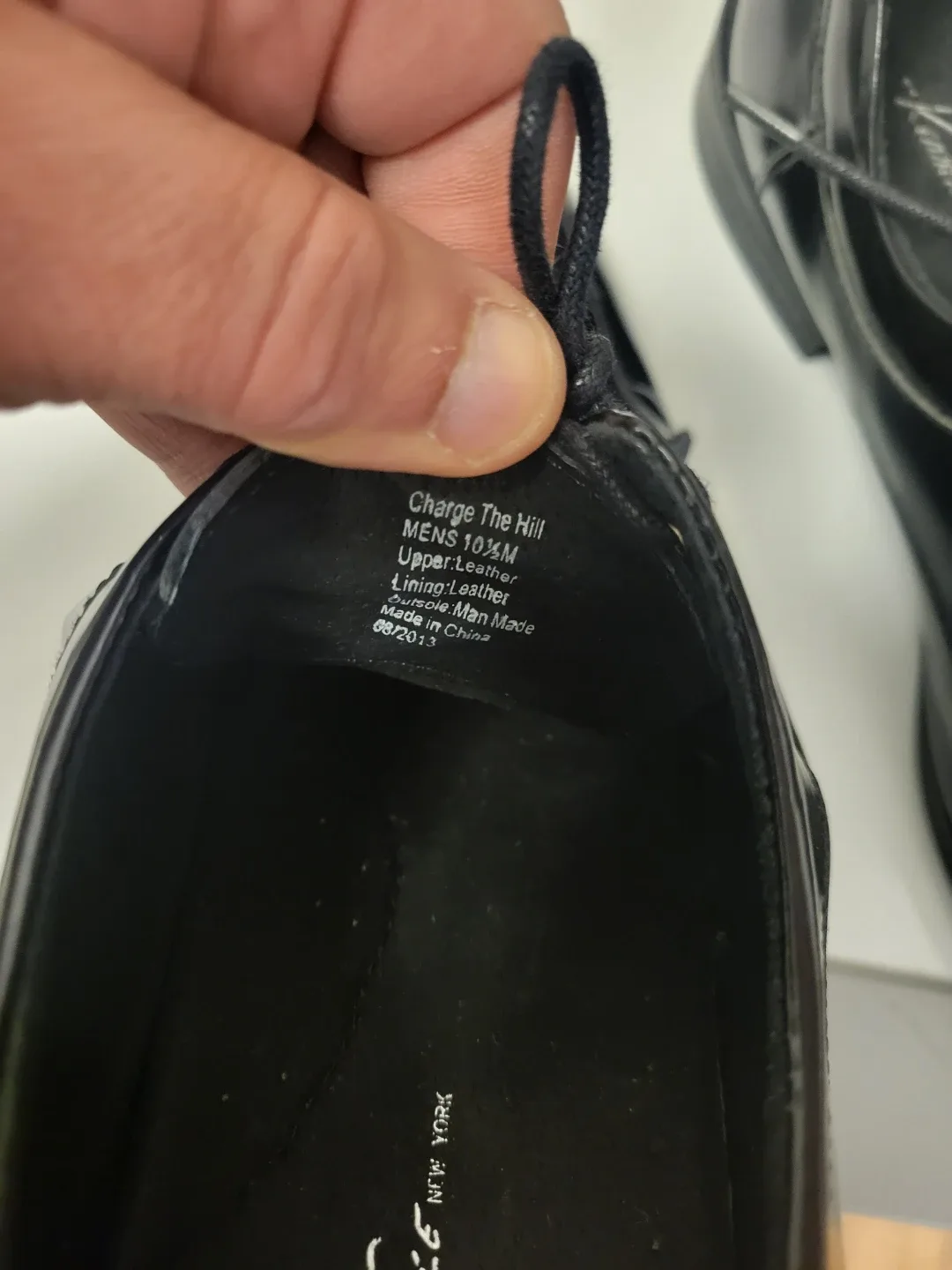 Kenneth Cole Charge The Hill Dress Shoes - Size 10.5M image indicator(3)