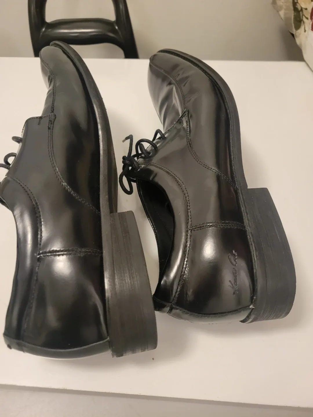 Kenneth Cole Charge The Hill Dress Shoes - Size 10.5M image indicator(5)