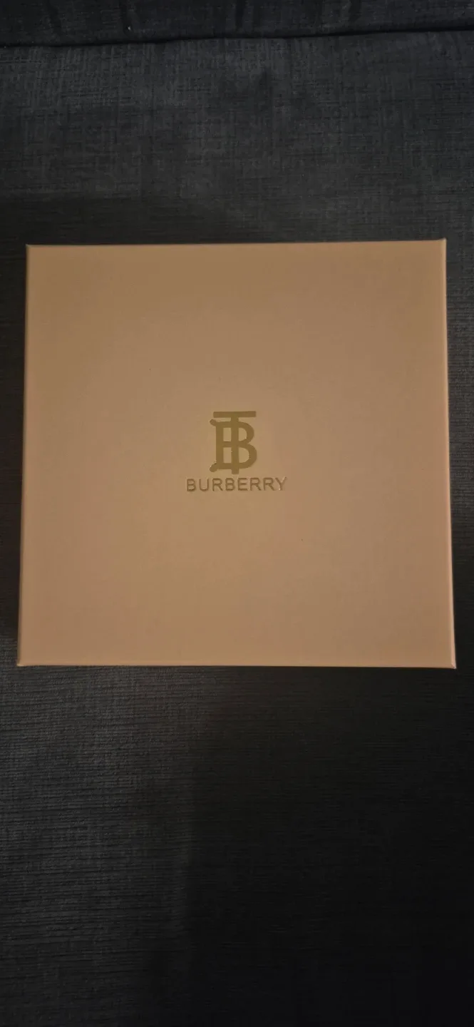 Burberry Reversible Leather Strap Belt