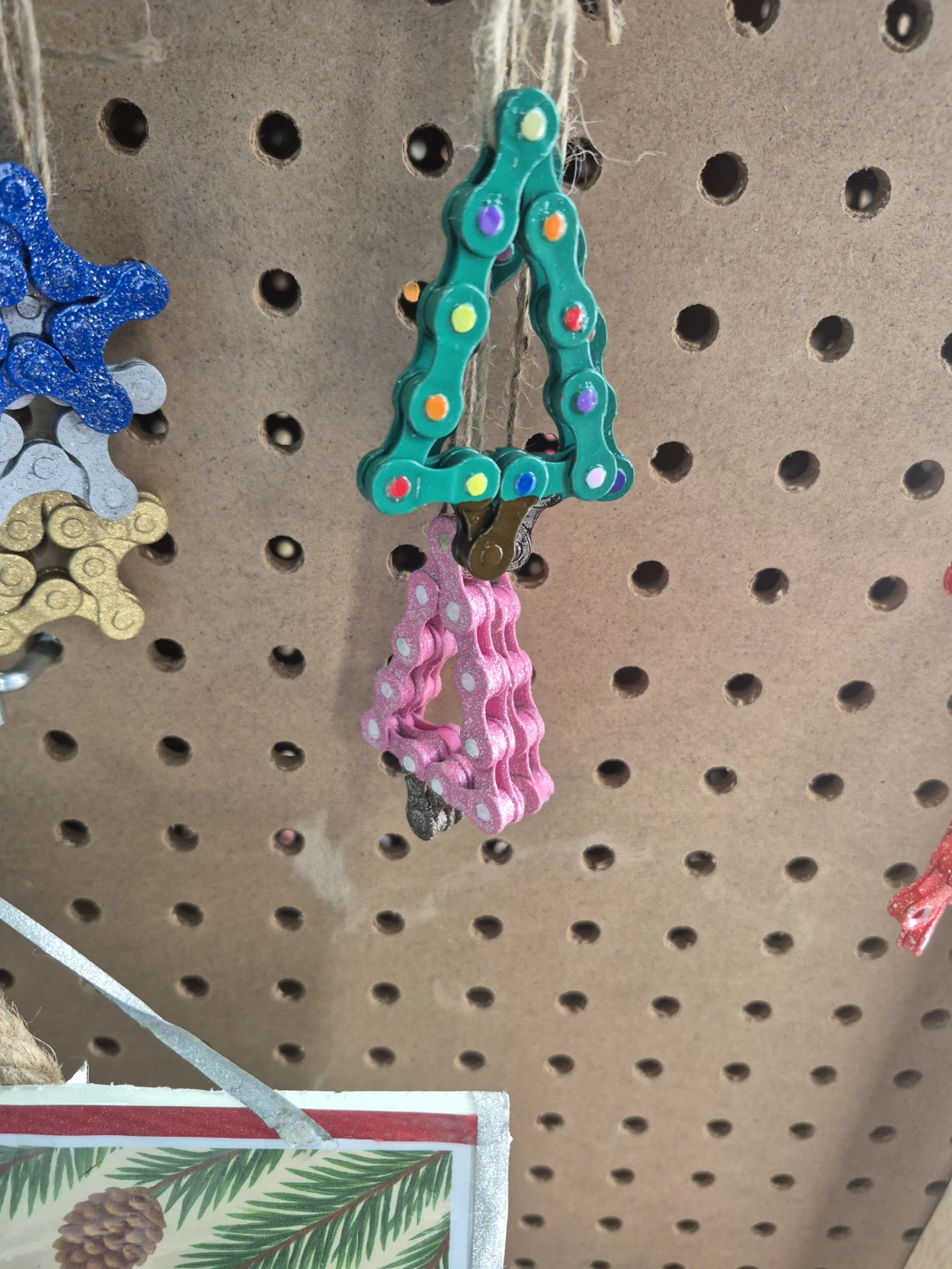 Upcycled Bicycle Chain Christmas Ornaments - photo 4