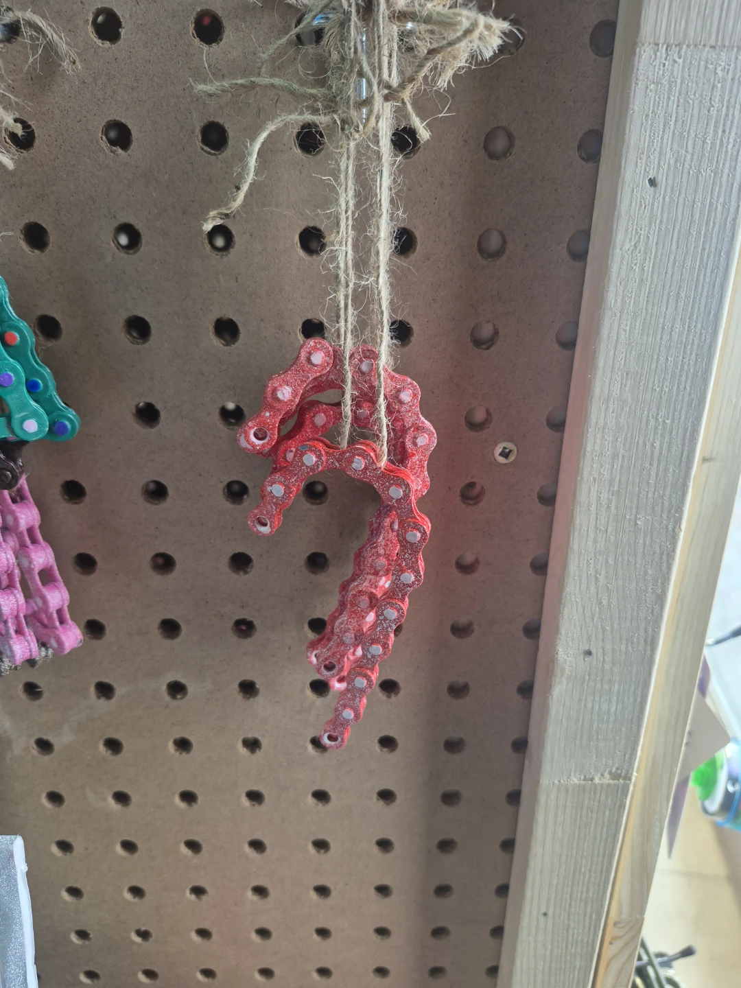 Upcycled Bicycle Chain Christmas Ornaments - photo 5