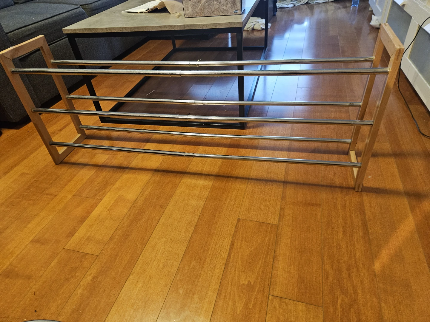 Expandable two level shoe shelf