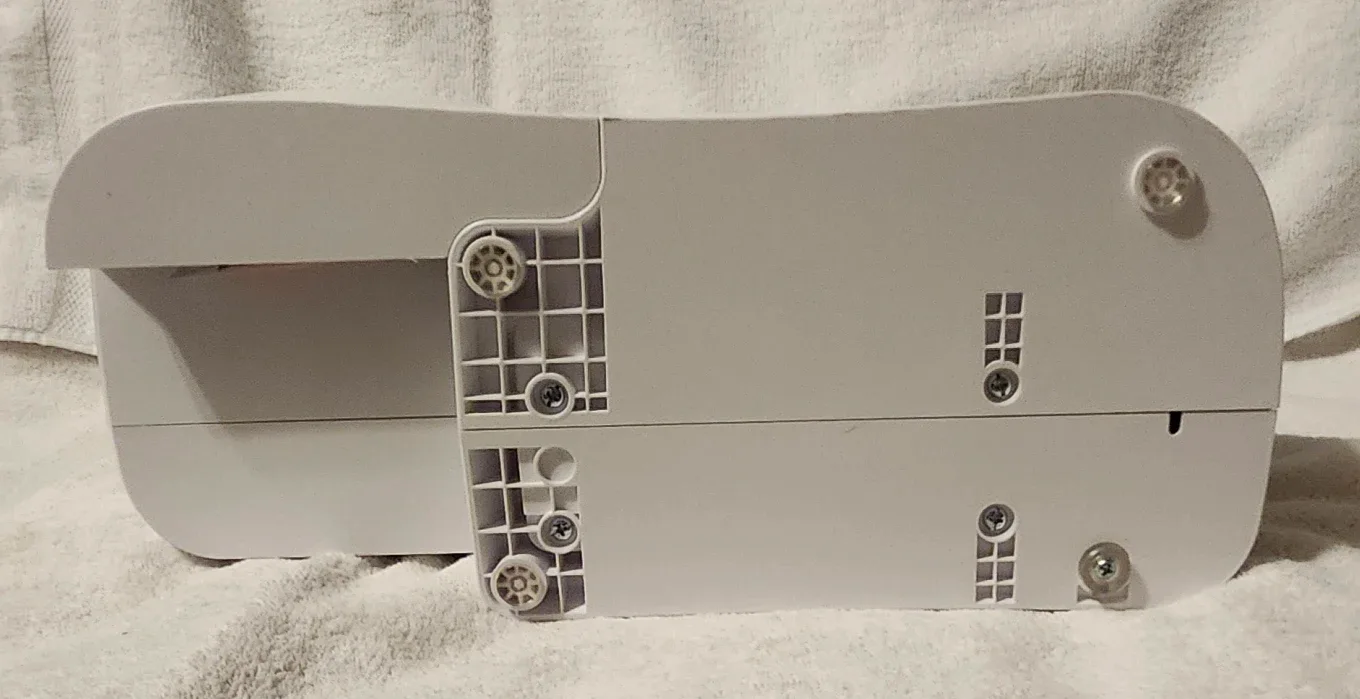 Singer M1250 Sewing Machine - Pre-owned image indicator(8)