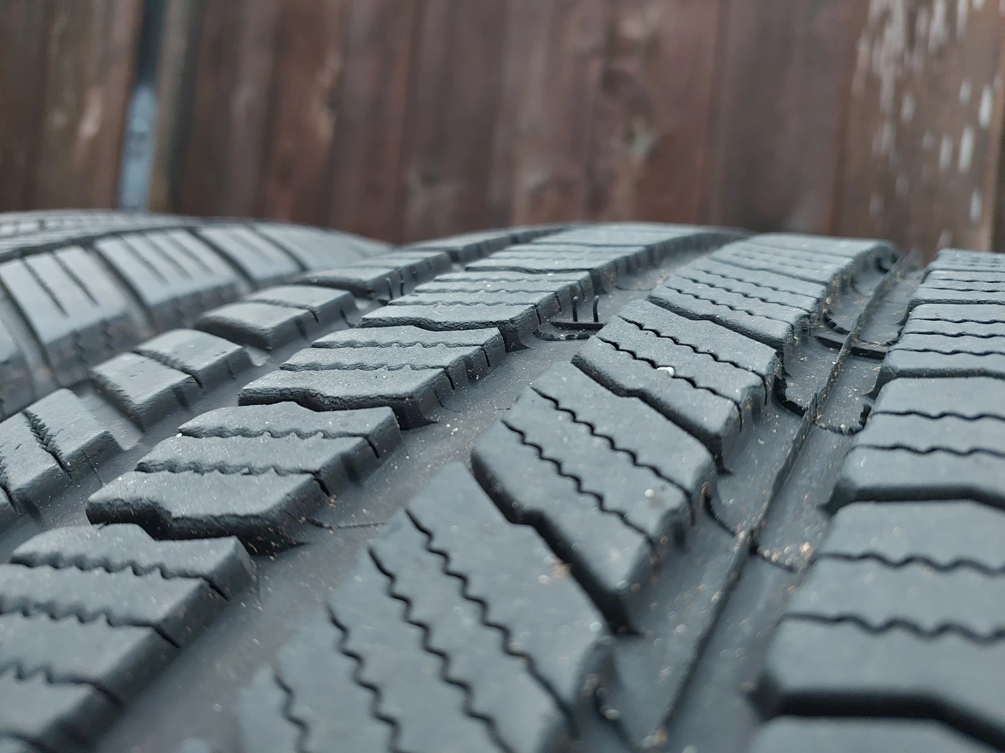 Michelin Defender - 285/45/22 - photo 5