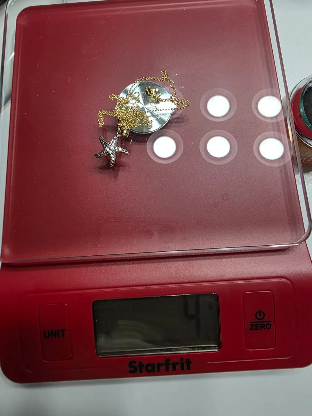 14kt solid Gold Starfish Pendant Necklace image indicator(5)