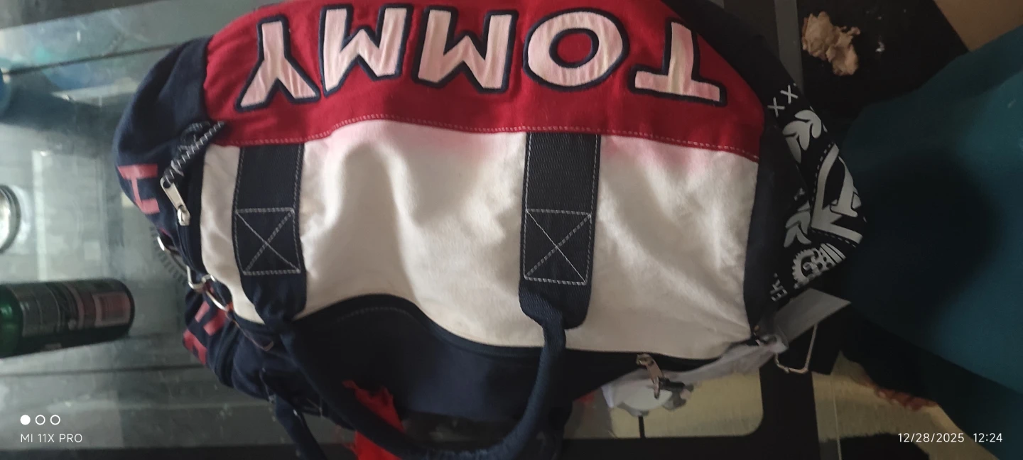 Tommy Hilfiger Duffle Bag
