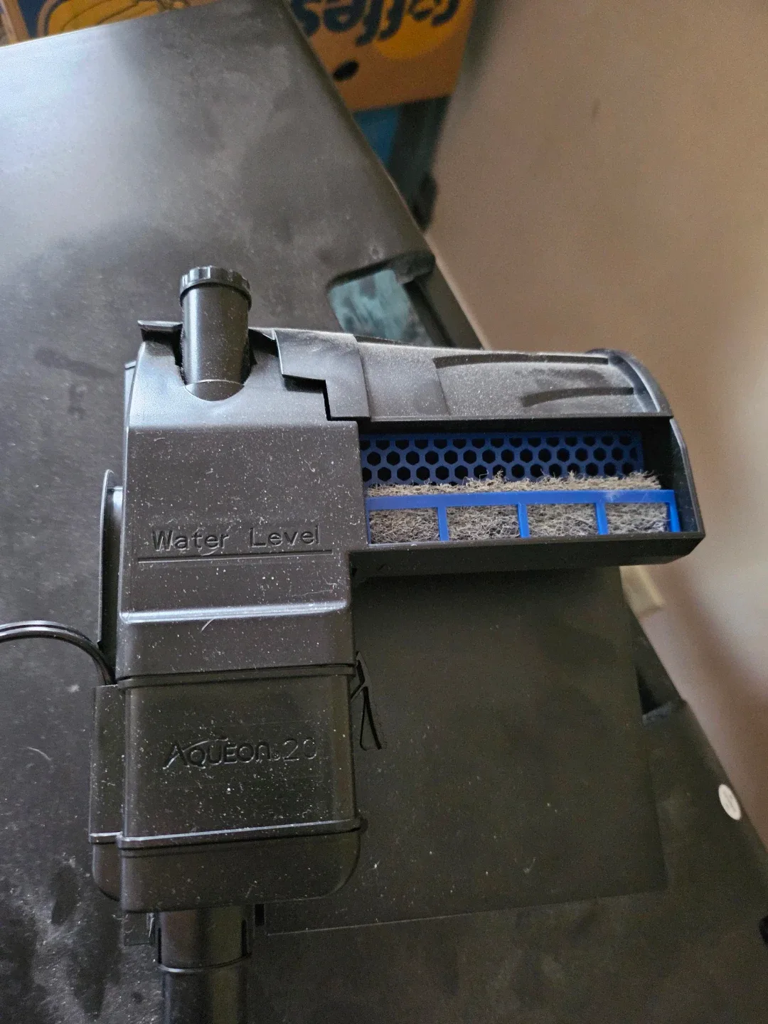 Aqueon 20 Gallon Aquarium with Filter image indicator(3)