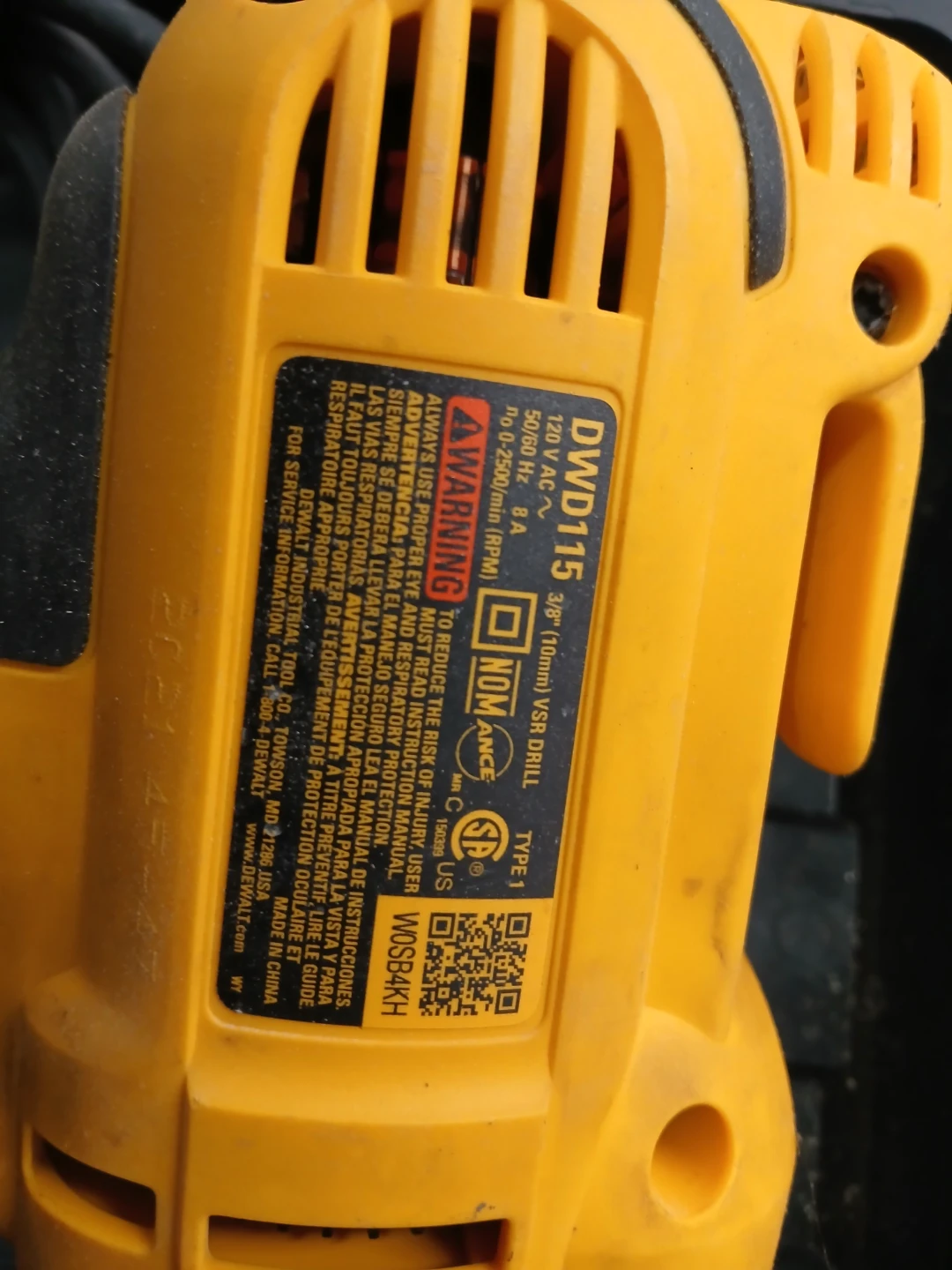 DeWalt DWD115 3/8" VSR Drill - photo 2